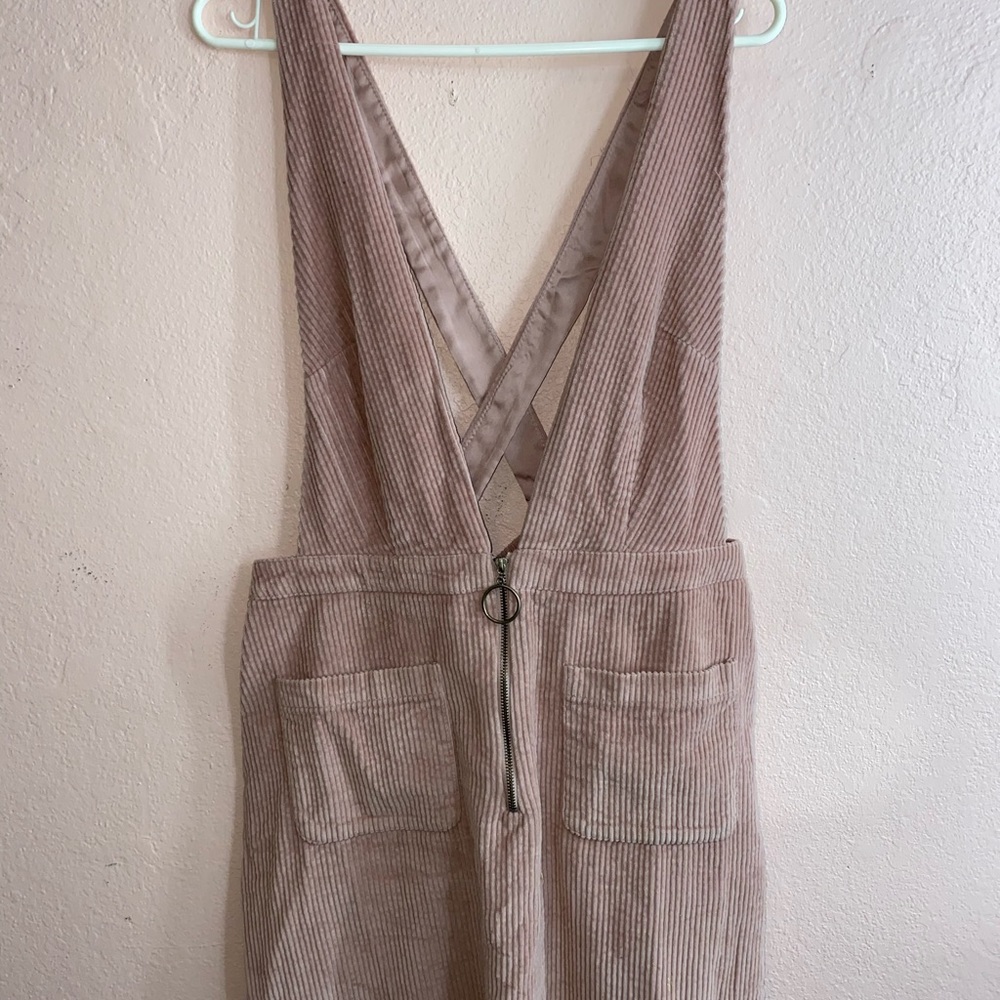 Dress - Picture 2 of 5